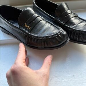 Black saint laurent monogram loafers. Used but great condition. Size is 41(8).